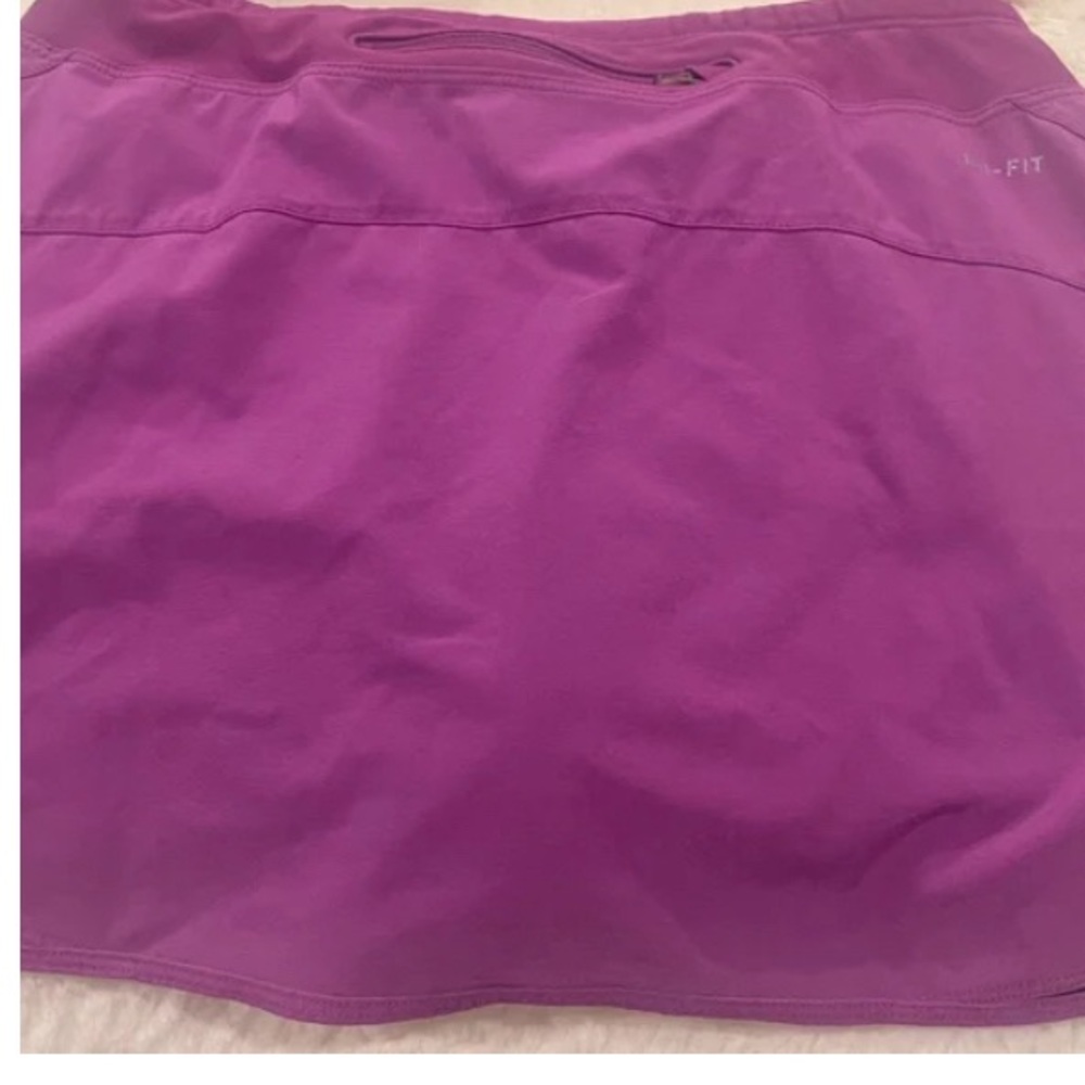 Title:
Nike Dri-Fit Skort Purple Fuchsia Athletic Tennis Running Skirt w Shorts - Picture 3 of 5